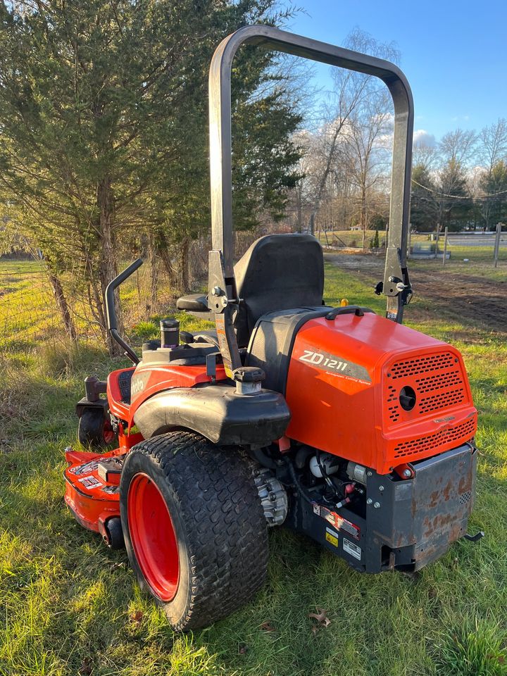 2021 Kubota ZD 1211 60" Diesel Mower