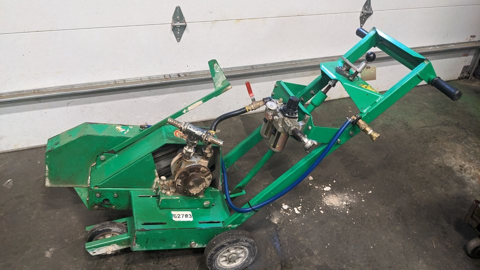 EDCO 14" Pneumatic Walk Behind Saw