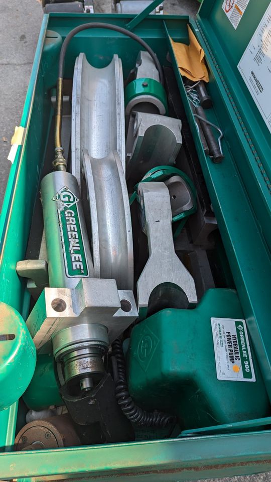 Greenlee 881CT Cam Track Hydraulic Pipe Bender 2.5”-4”