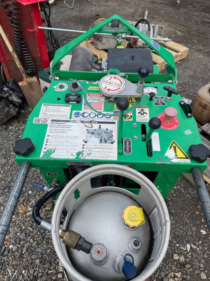 EDCO 20" Propane Road Flat Saw