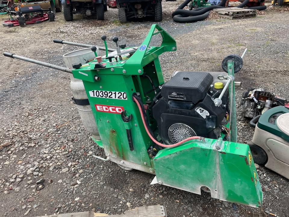 EDCO 20" Propane Road Flat Saw