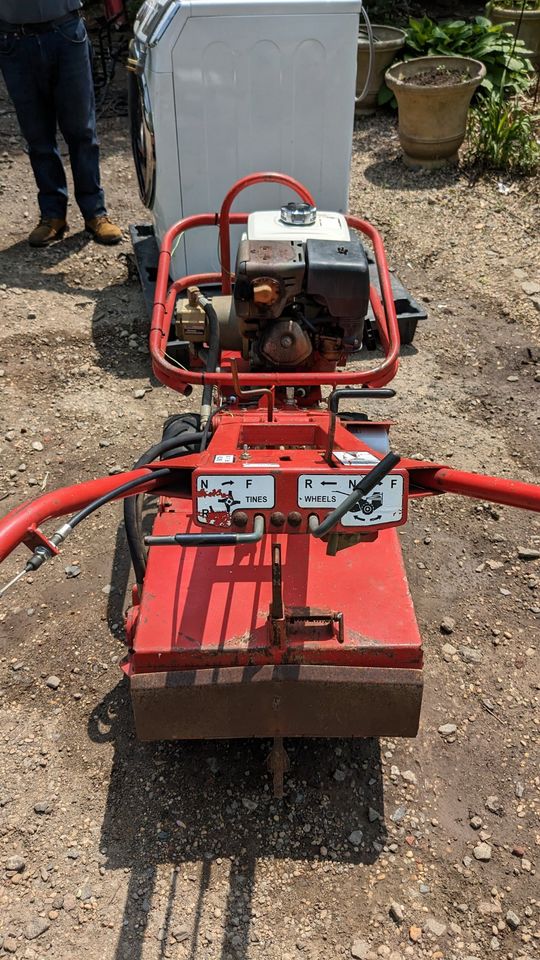 Baretto Hydrostatic Drive Rototiller w/ Honda Engine