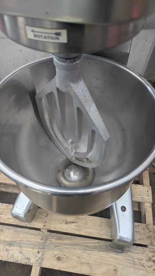 Hobart Mixer 30qt D-300 208v 3 Phase