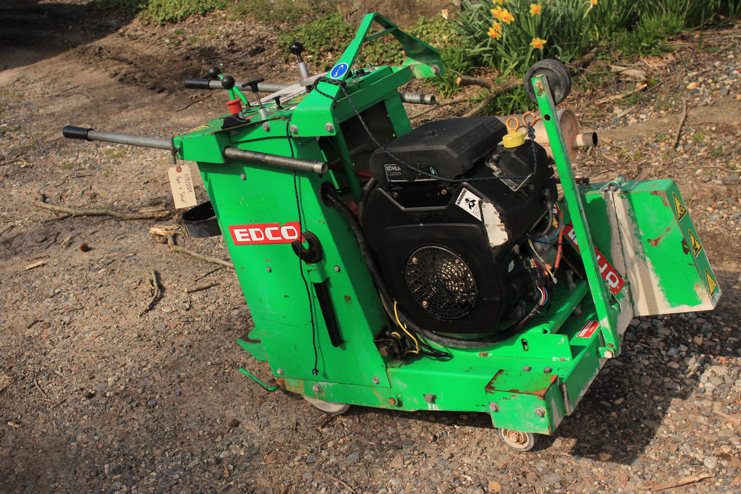 EDCO 20" Propane Road Flat Saw