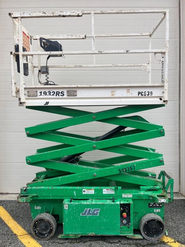 JLG 1932RS Electric Scissor Lift