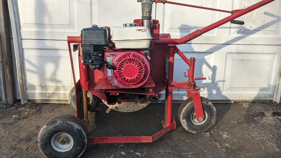 Kwik Trench Earth Saw Trencher