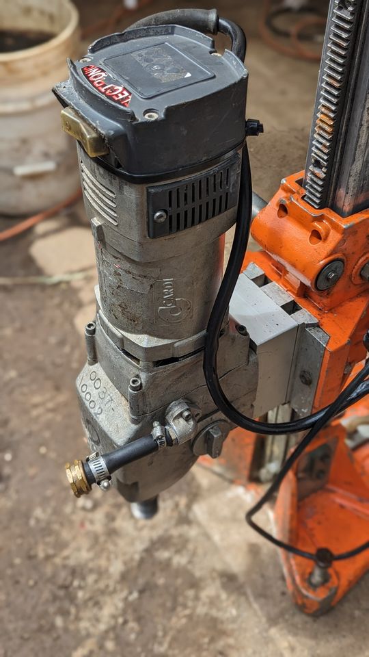 Norton Core Drill Rig with Stand & Vacuum Pump