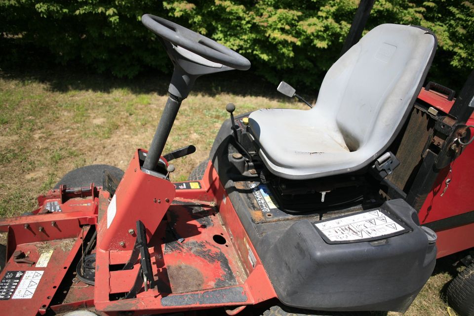 Toro 3280 Groundsmaster 72" Mower