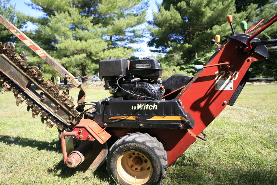 Ditch Witch 1230 Trencher