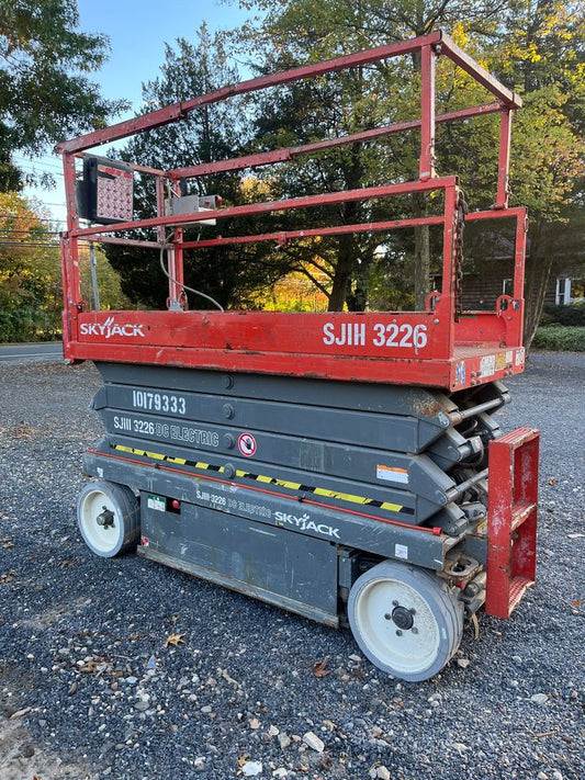 Skyjack SJIII-3226 26' Electric Scissor Lift