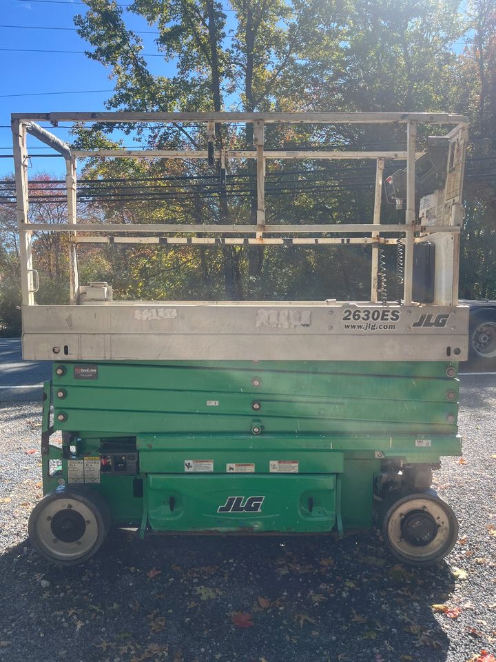 2014 JLG 2630ES Scissor Lift