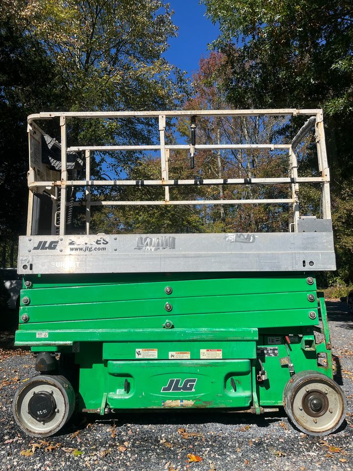 2014 JLG 2630ES Scissor Lift