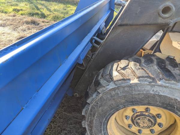 10' SNOW PUSHER - BRAND NEW - FOR SKID STEER