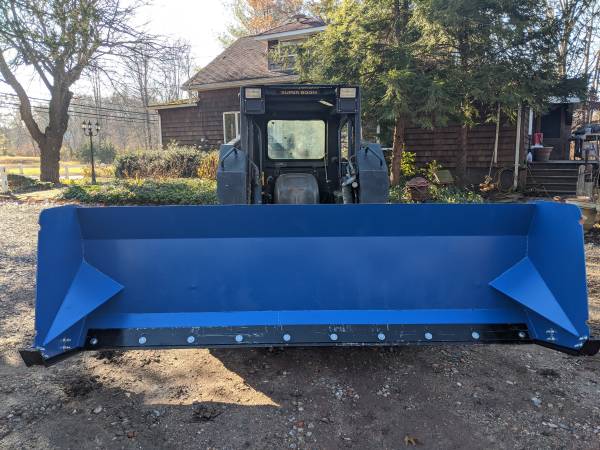 10' SNOW PUSHER - BRAND NEW - FOR SKID STEER
