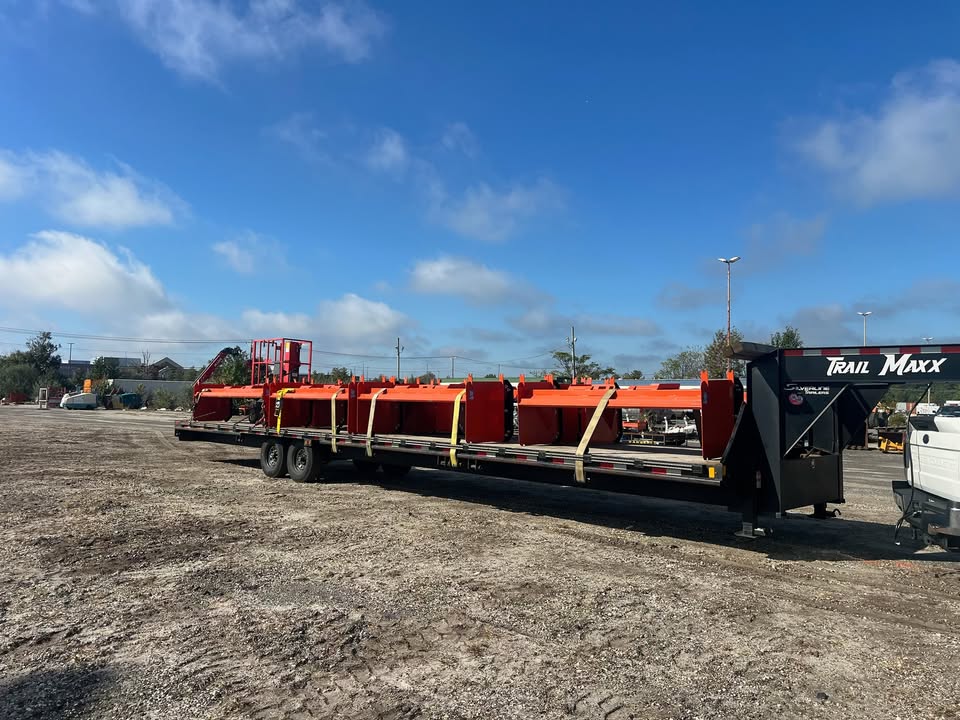 8 FOOT SNOW PUSHER SKID STEER ATTACHMENT