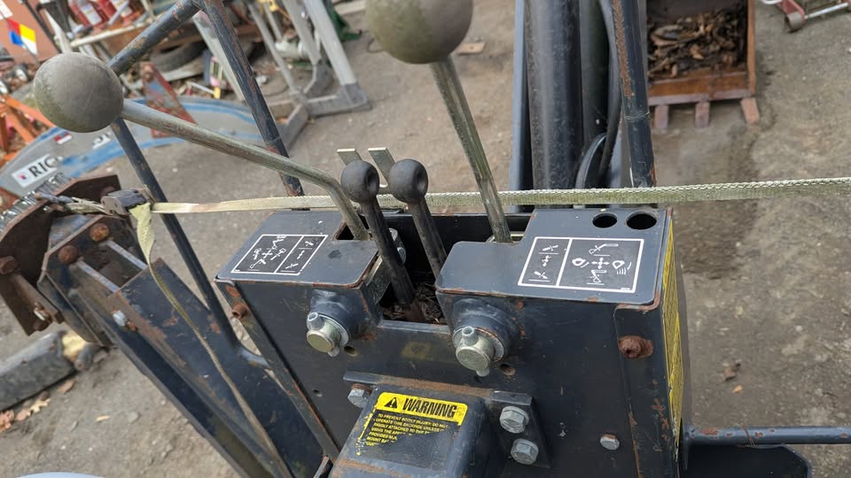 AmerEquip ARPS 90A 3pt Backhoe Attachment Bradco