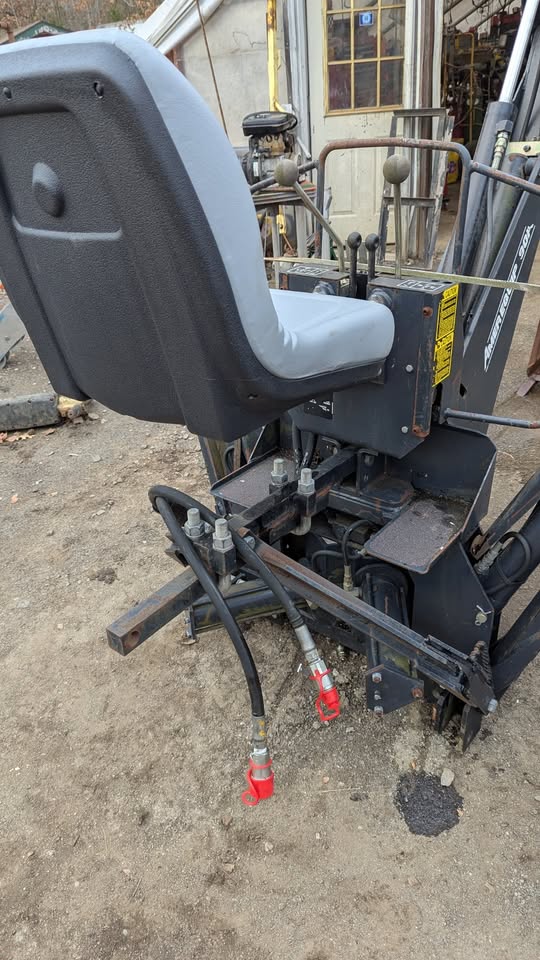 AmerEquip ARPS 90A 3pt Backhoe Attachment Bradco