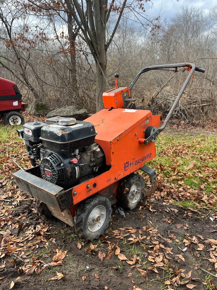 Husqvarna SC-18 Sod Cutter Honda Engine