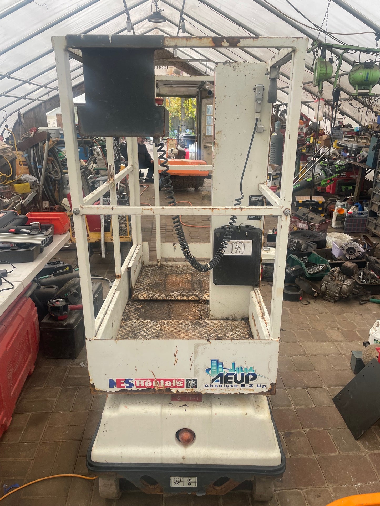 Bravi Lift Driveable 10' Platform Height