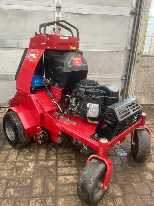 Toro Aerator Ride-On Hydrostatic