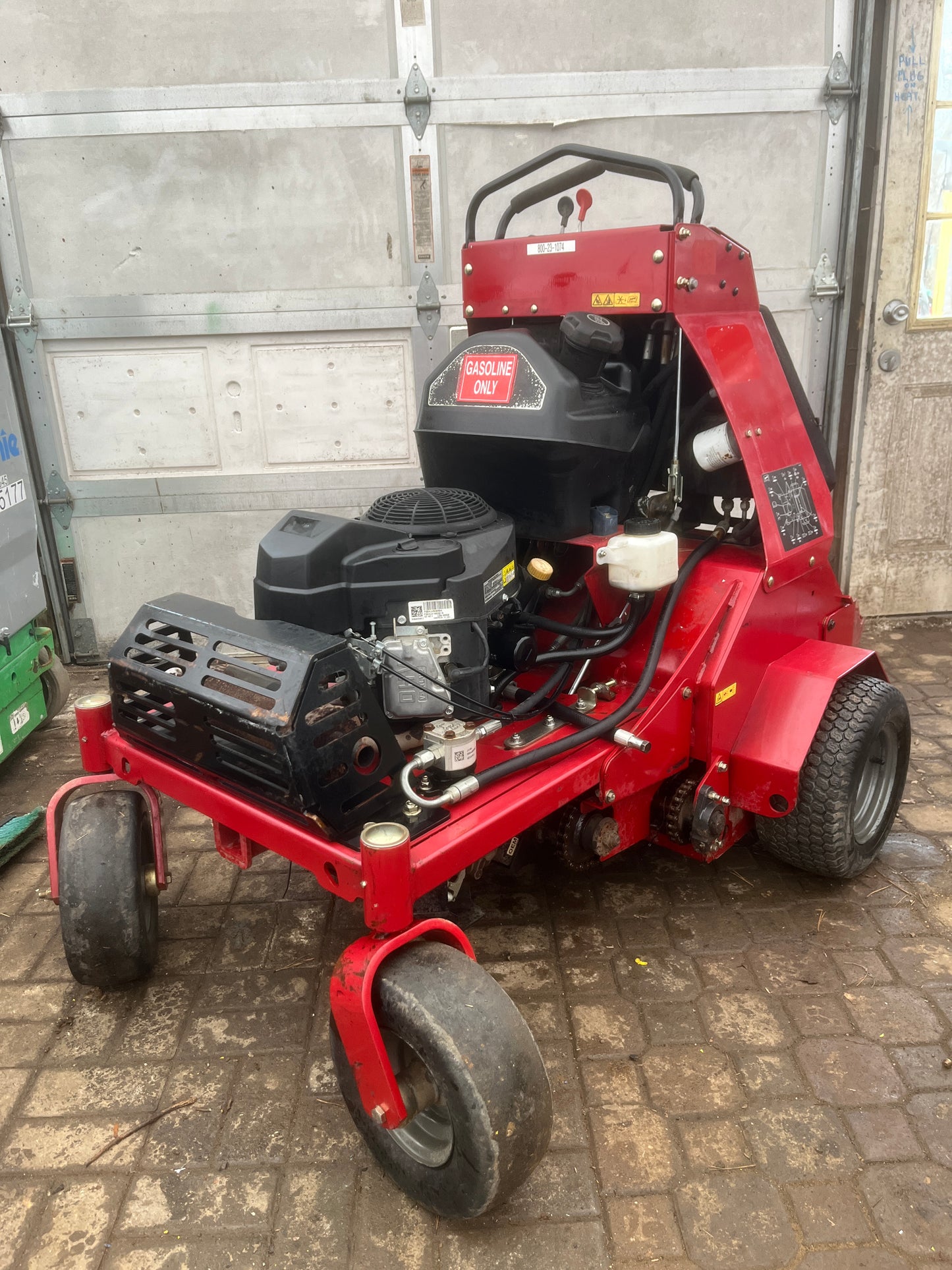 Toro Aerator Ride-On Hydrostatic