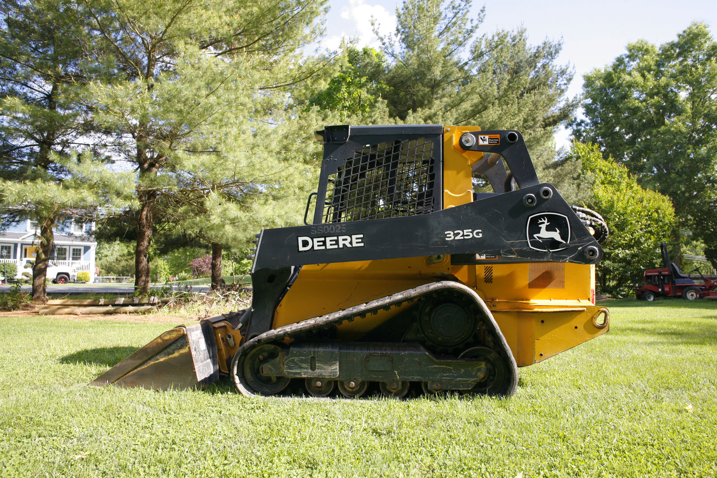 2020 John Deere 325g