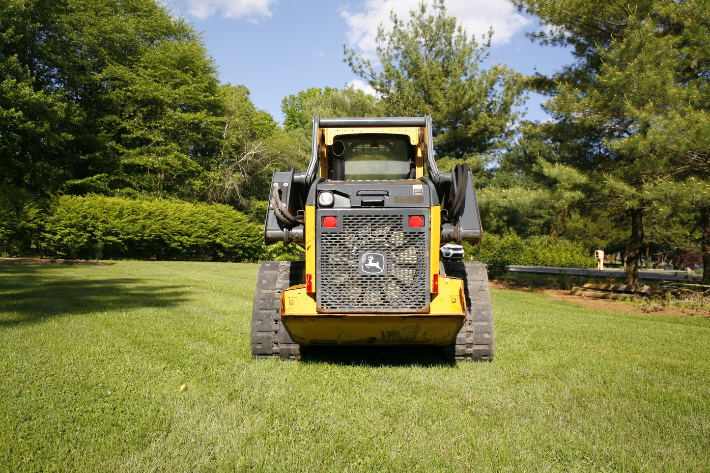 2020 John Deere 325g