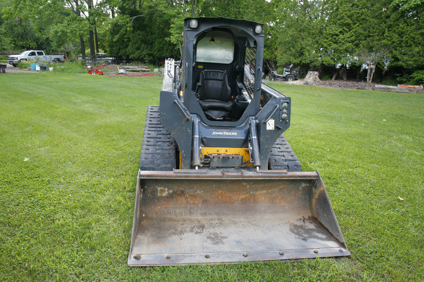 2020 John Deere 325g