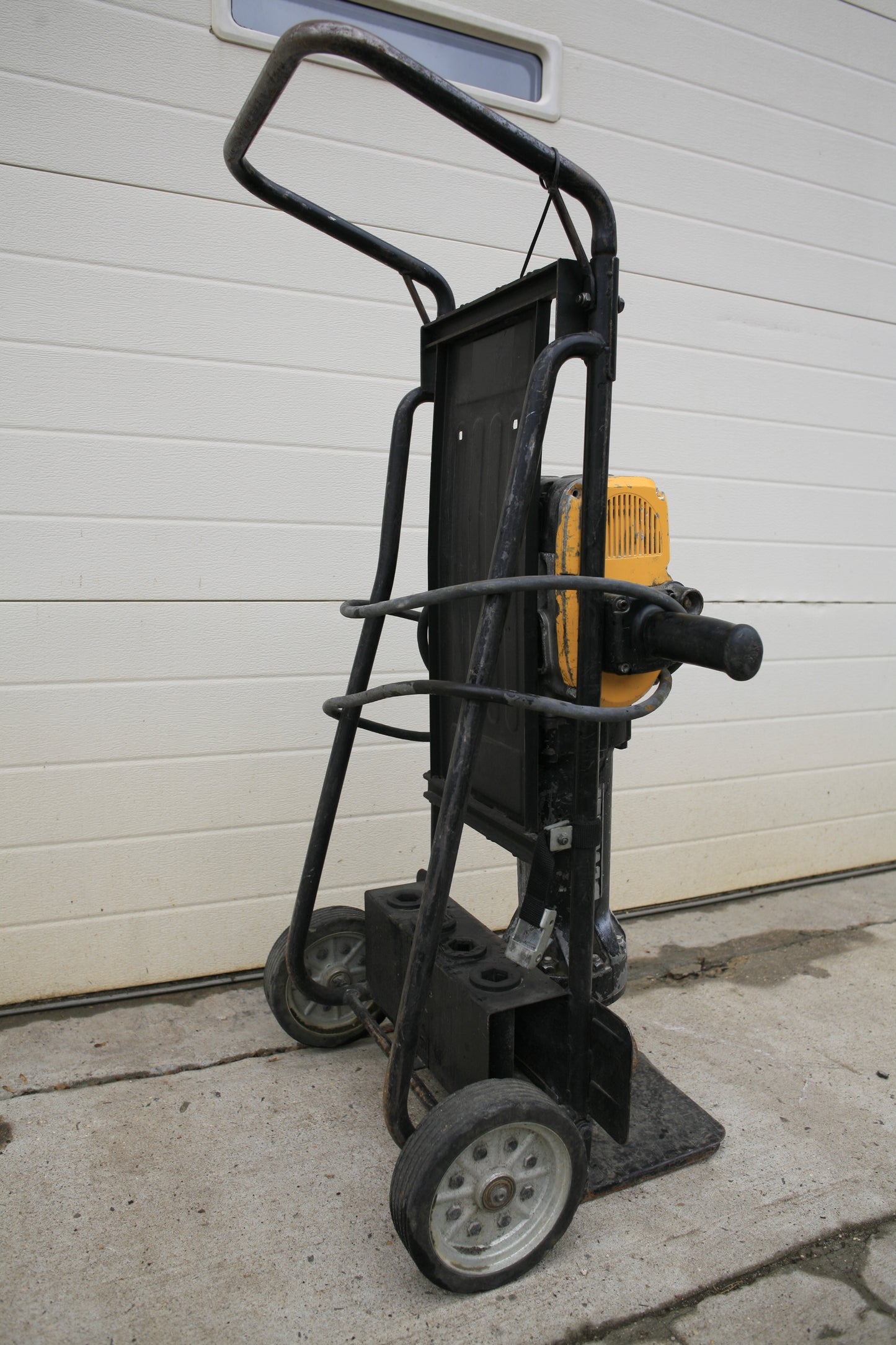 Dewalt Electric Demo Jackhammer