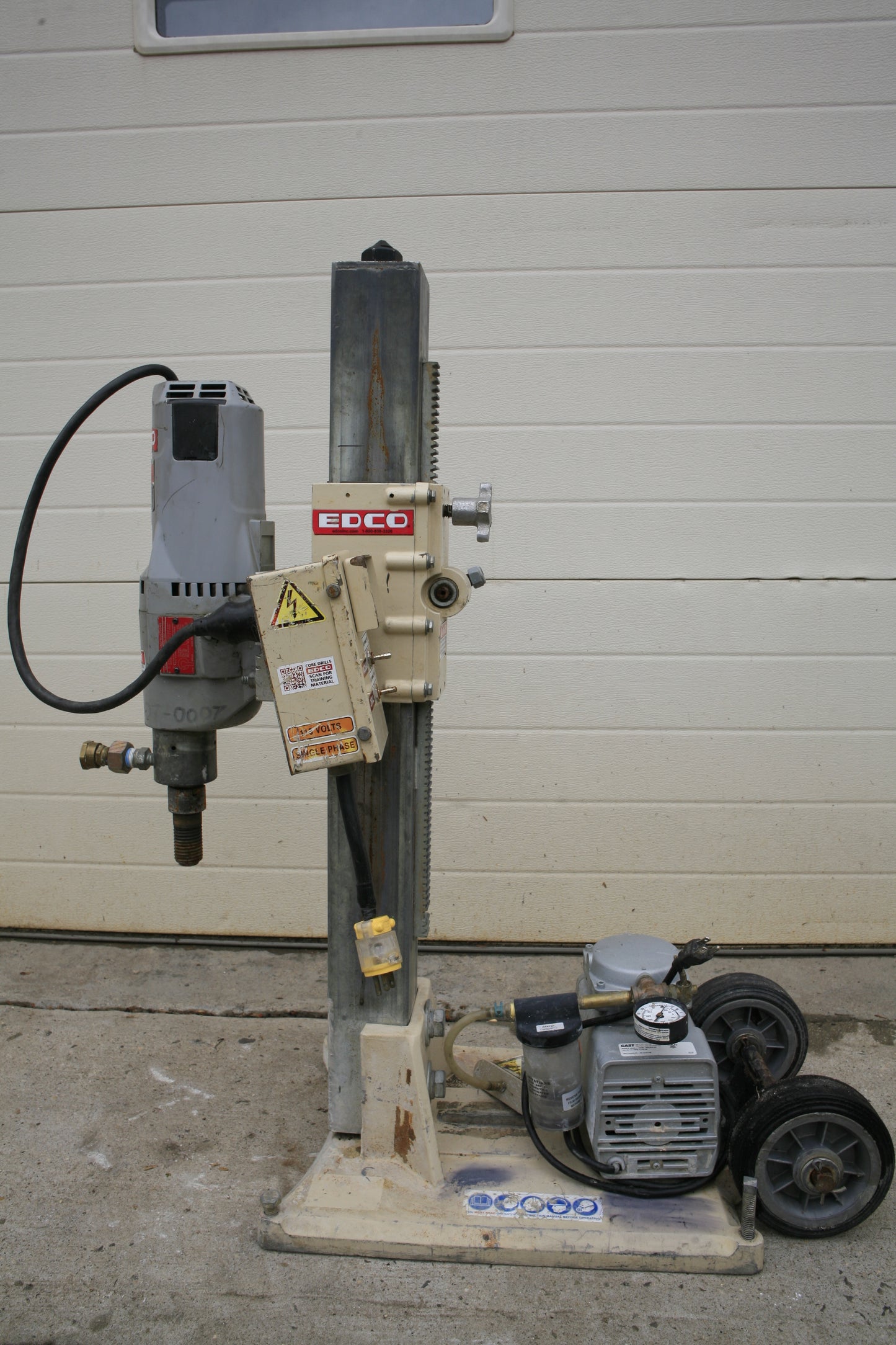 Edco Core Drill Rig with Stand & Vacuum Pump