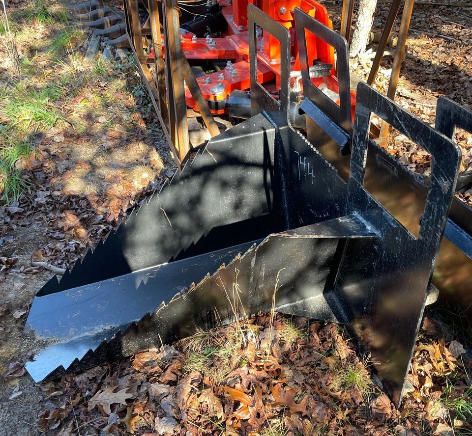 Tree Spade / Stump Bucket Attachment for Skid Steer / Bobcat