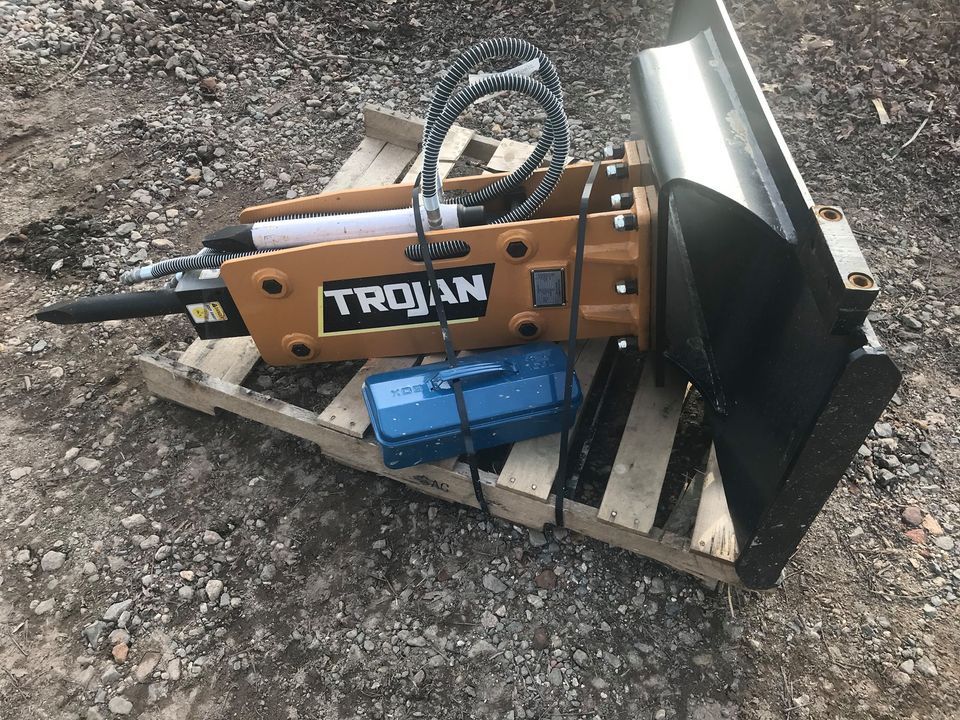 TROJAN CL35 HYDRAULIC HAMMER FOR SKID STEER BOBCAT