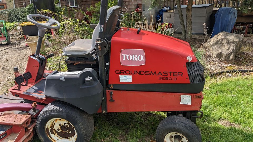 Toro 3280 Groundsmaster 72" Lawn Mower